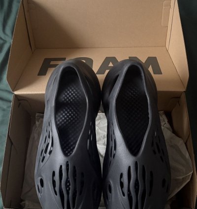 Adidas Yeezy Foam Runners Onyx Us Size 13 Men