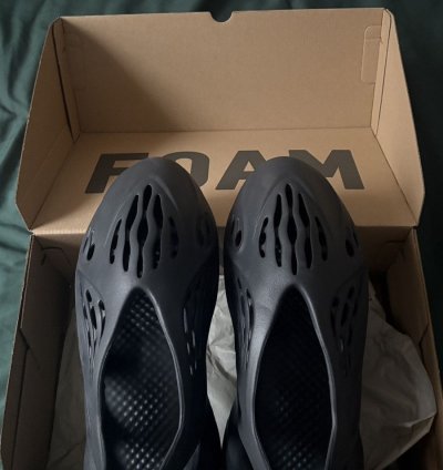 Adidas Yeezy Foam Runners Onyx Us Size 13 Men