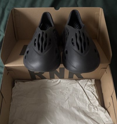 Adidas Yeezy Foam Runners Onyx Us Size 13 Men