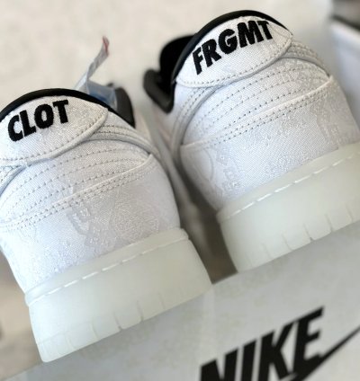 Clot Fragment x Nike Sb Dunk Low 20th Anniversary Fn0315-110