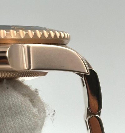 Rolex Gmt-master Ii Unworn Gmt-master Ii 40mm Rootbeer Rose Gold Bracelet 126715chnr Box Papers 2024