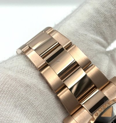 Rolex Gmt-master Ii Unworn Gmt-master Ii 40mm Rootbeer Rose Gold Bracelet 126715chnr Box Papers 2024