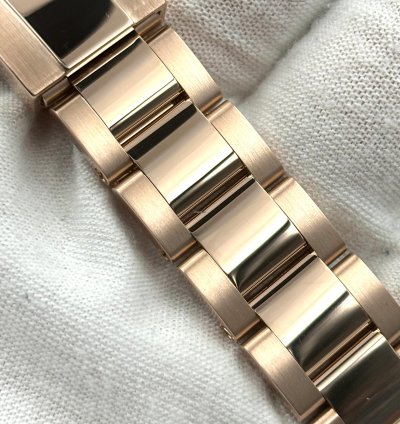 Rolex Gmt-master Ii Unworn Gmt-master Ii 40mm Rootbeer Rose Gold Bracelet 126715chnr Box Papers 2024