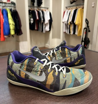 Nike Kobe 9 Em Low Unleashed