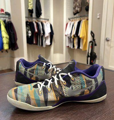 Nike Kobe 9 Em Low Unleashed