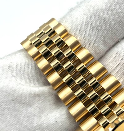 Rolex Gmt-master Ii Unworn Gmt-master Ii 40mm Yellow Gold Jubilee Bracelet 126718grnr Box Papers 2024