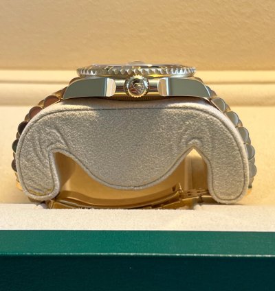 Rolex Gmt-master Ii Unworn Yellow Gold Gmt-master Ii 126718grnr
