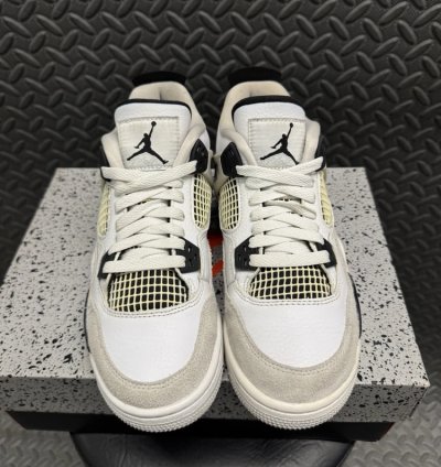 Air Jordan 4 Retro Military Black