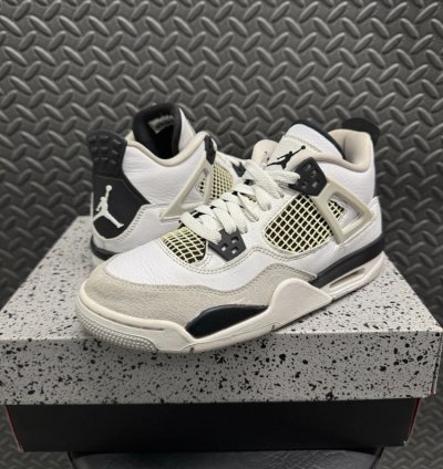 Air Jordan 4 Retro Military Black