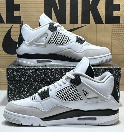 Air Jordan 4 Retro Military Black