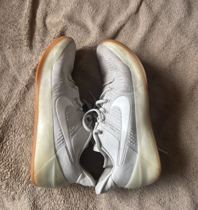 Nike Kobe Ad Light Bone Basketball Sneakers