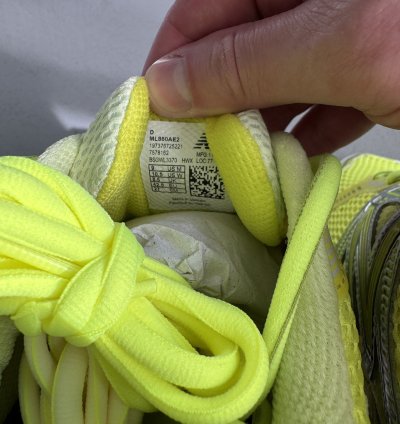 Size 9 - New Balance 860v2 Aime Leon Dore Yellow Silver