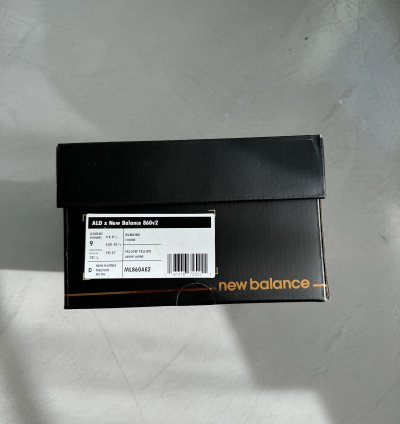 Size 9 - New Balance 860v2 Aime Leon Dore Yellow Silver