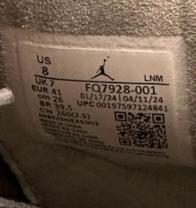 Size 8 - Air Jordan 4 Retro 2024 Wet Cement