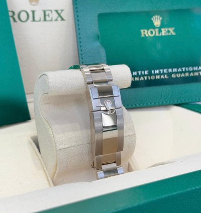 Rolex Gmt-master Ii White Gold Pepsi Blue Dial 2023