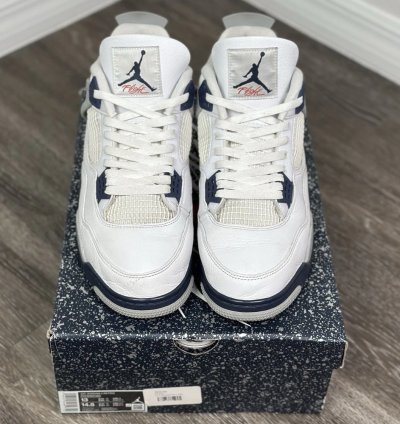 Air Jordan 4 Retro Midnight Navy