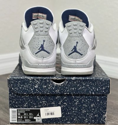 Air Jordan 4 Retro Midnight Navy