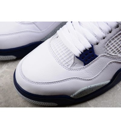 Air Jordan 4 Retro Midnight Navy