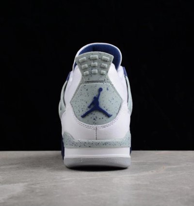 Air Jordan 4 Retro Midnight Navy