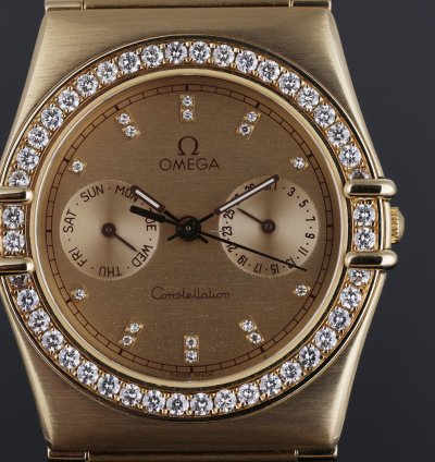 Omega Constellation Day-date Gold Diamond Dial And Bezel 18k Yellow Gold 33mm