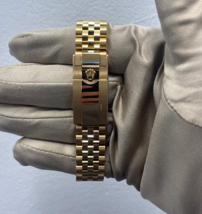 Rolex Gmt-master Ii Yellow Gold Jubilee Bracelet 126718grnr 2023