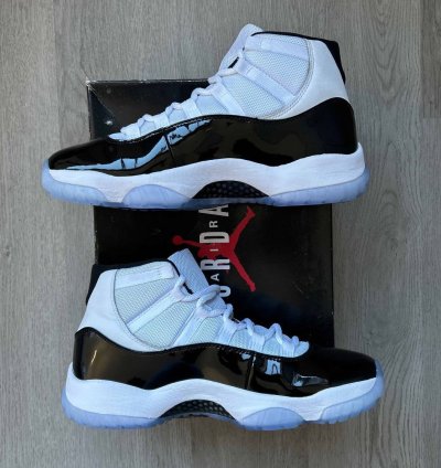 Size 9 - Nike Air Jordan 11 Retro Concord 2018 Vnds Black