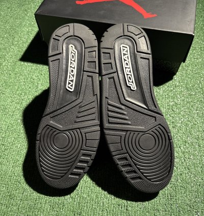 Size 9 5 - Air Jordan 3 Retro 2025 Black Cat