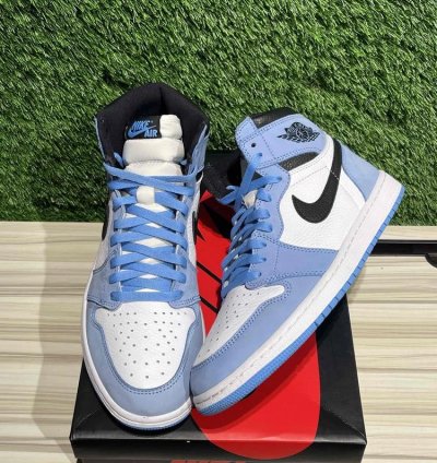 Air Jordan 1 Retro High Og University Blue