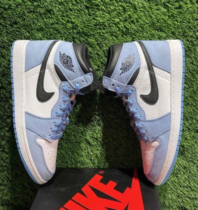 Air Jordan 1 Retro High Og University Blue
