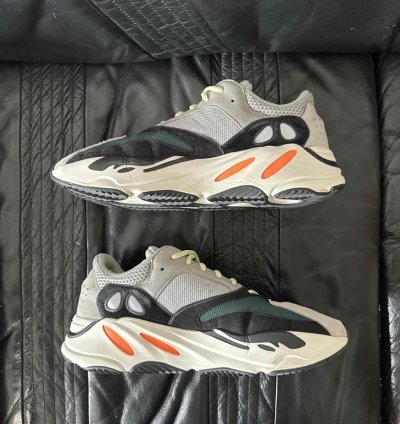 Adidas Yeezy Boost 700 Wave Runner