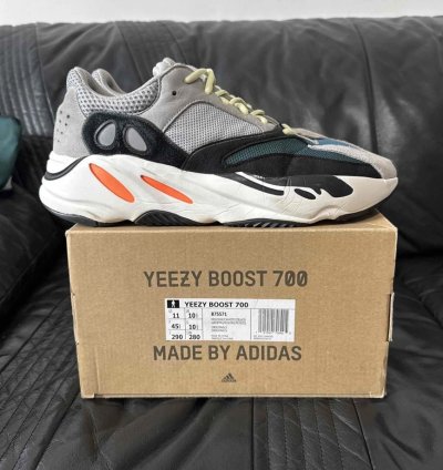Adidas Yeezy Boost 700 Wave Runner