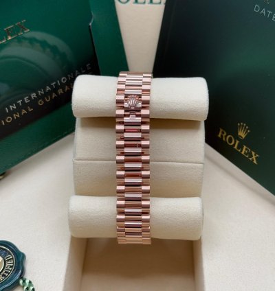 Rolex Lady-datejust 28 New 2025 Mother Of Pearl Diamond Dial Rose Gold Presidents Bracelet