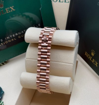 Rolex Lady-datejust 28 New 2025 Mother Of Pearl Diamond Dial Rose Gold Presidents Bracelet