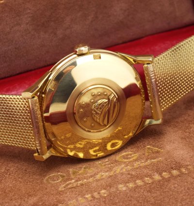 Omega Constellation Pie Pan Delux 18k Gold Dial Bracelet 18k Box