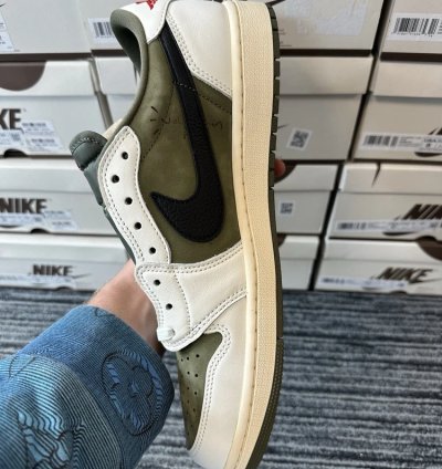 Air Jordan 1 Retro Low Og Sp Travis Scott Reverse Mocha