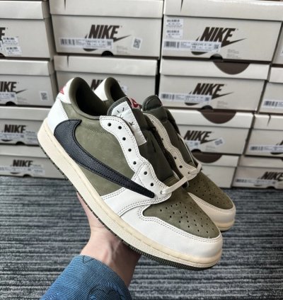 Air Jordan 1 Retro Low Og Sp Travis Scott Reverse Mocha