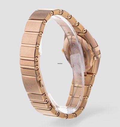 Omega Constellation Quartz Manhattan
