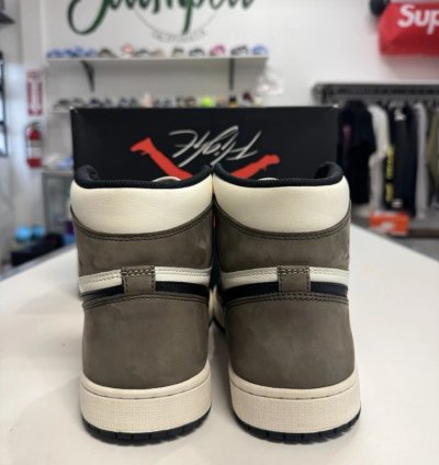 Air Jordan 1 Retro High Dark Mocha