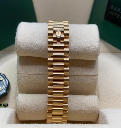 Rolex Lady-datejust New 2022 Mother Of Pearl Dial Diamond Bezelyellow Gold Presidential Bracelet