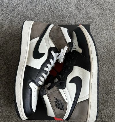 Air Jordan 1 Retro High Dark Mocha