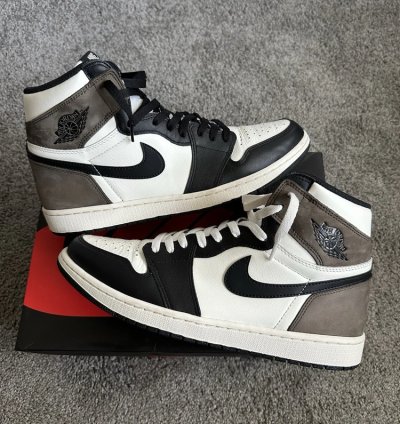 Air Jordan 1 Retro High Dark Mocha