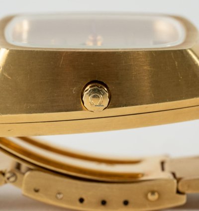 Omega Constellation Quartz Vintage Omega Constellation Electroquartz Beta 21 In 18k Gold With Original Box Reference 196 006 From The 1970s