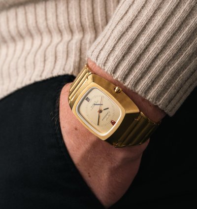 Omega Constellation Quartz Vintage Omega Constellation Electroquartz Beta 21 In 18k Gold With Original Box Reference 196 006 From The 1970s