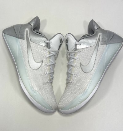 Nike Kobe Id White Silver Shoes Size 10