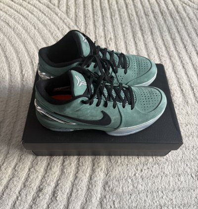 Nike Kobe Iv Protro Girl Dad Size 8