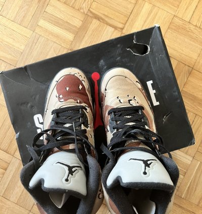 Supreme Jordan 5 Retro Desert Camo Us10 5
