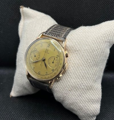 Omega Cronografo Mecanico Calibre 33 3