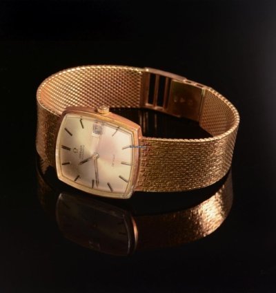 Omega De Ville 18k Solid Gold Unique Condition 9 8 10