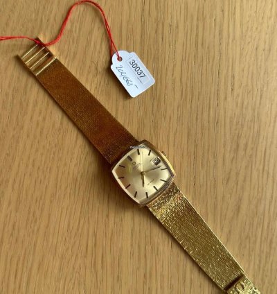 Omega De Ville 18k Solid Gold Unique Condition 9 8 10