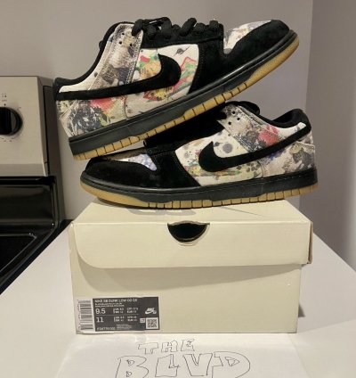 Supreme Nike Sb Dunk Low Og Qs Rammellzee